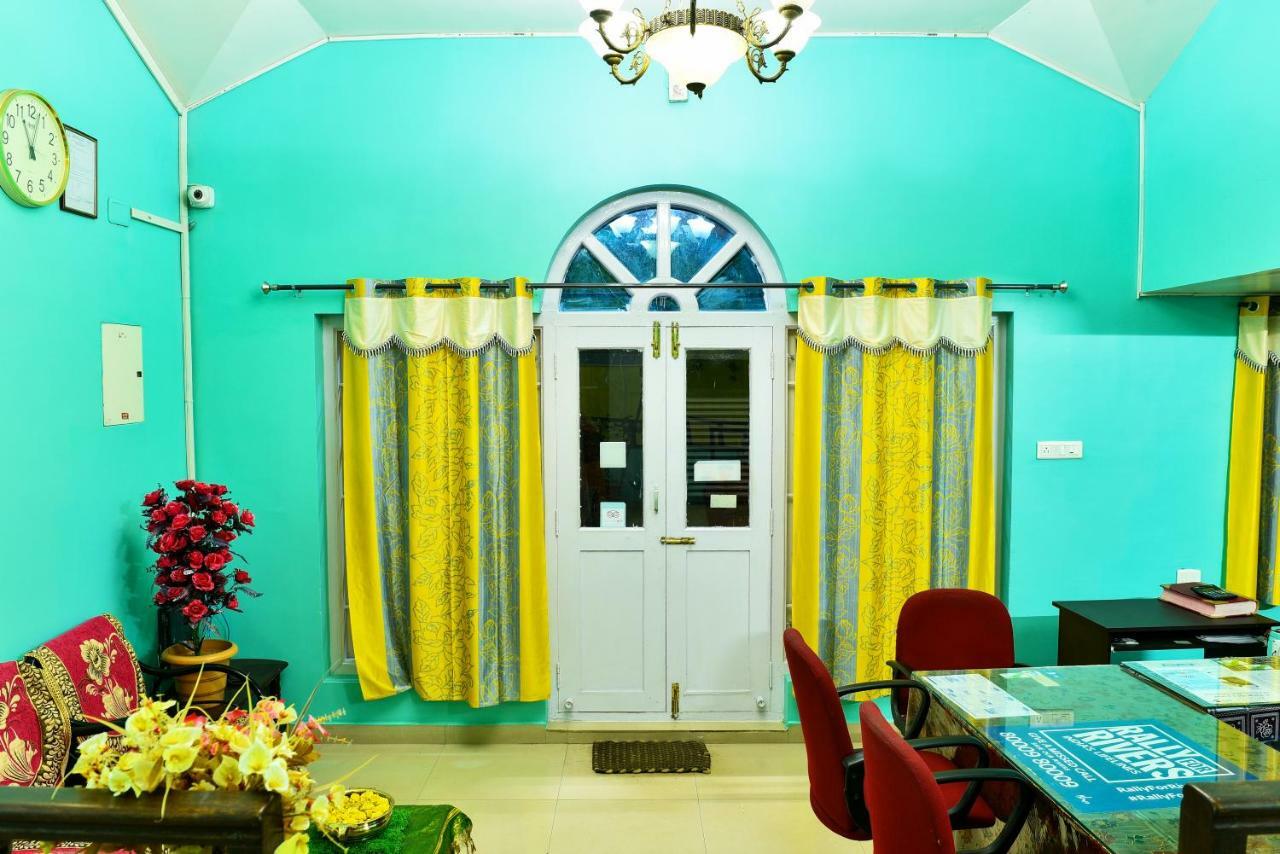 Rk Holiday Home Ooty Buitenkant foto