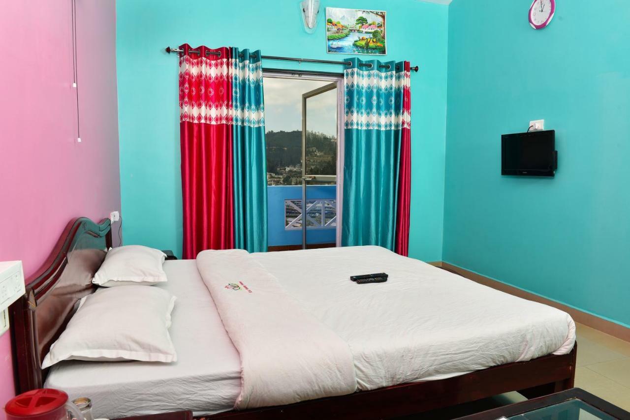 Rk Holiday Home Ooty Buitenkant foto
